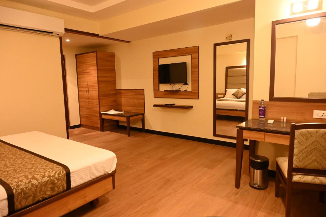 Hotel Sms Grand Imperial Vellore Exteriér fotografie